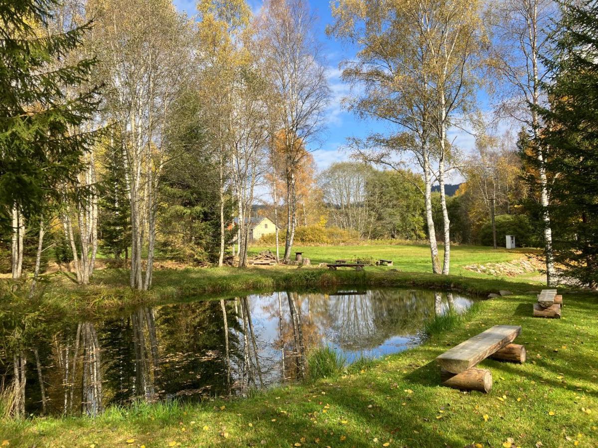 Chata Rozhlas Železná Ruda المظهر الخارجي الصورة